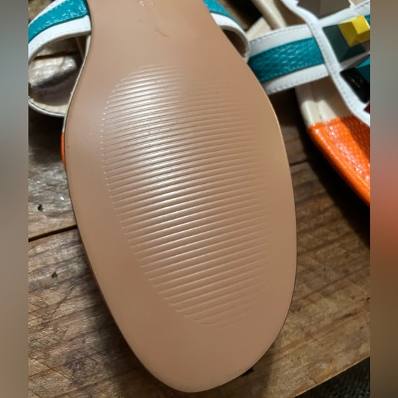 Studded gladiator sandals. Size 36 - Picture 5 of 8